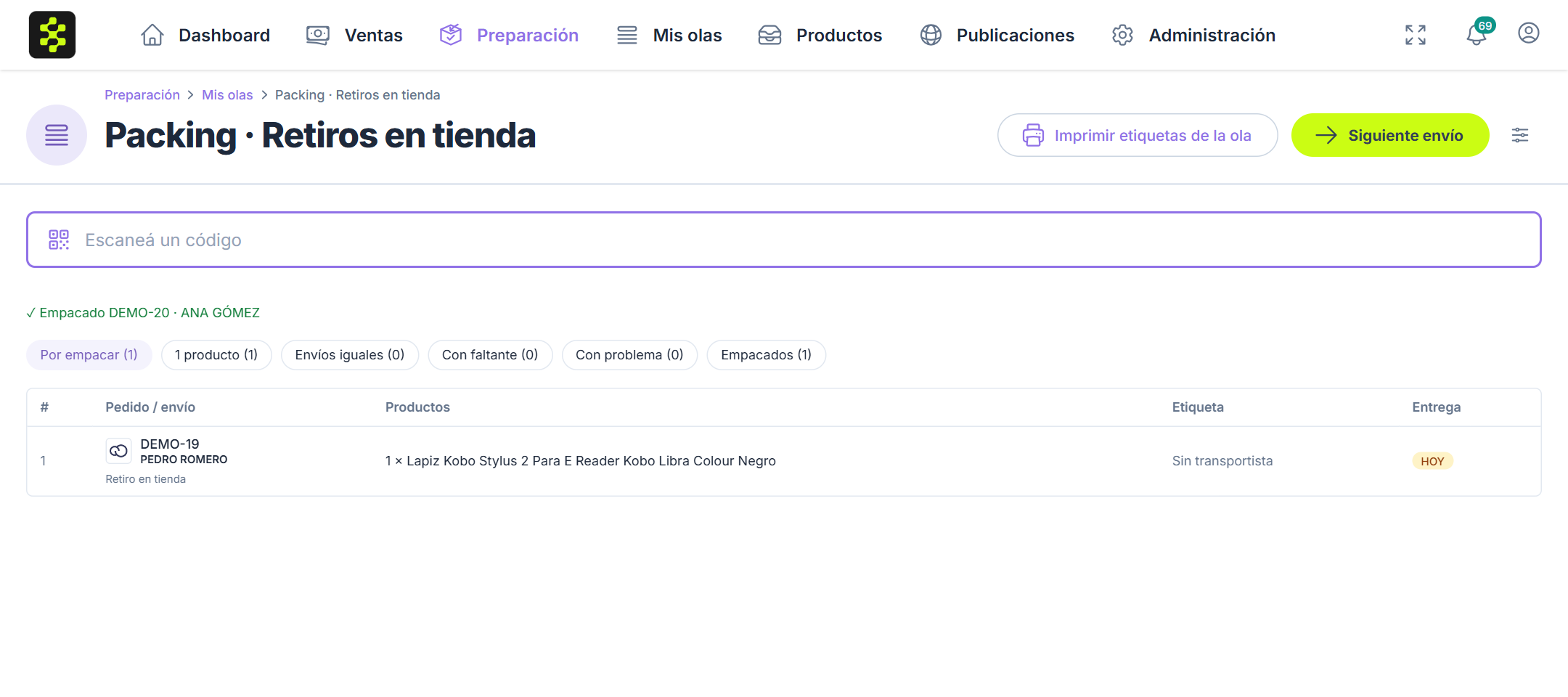 Envío empacado y lista de los que siguen